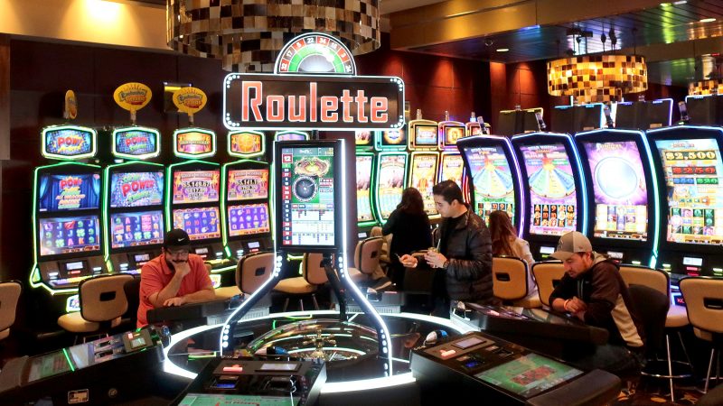 Checkout impressive details about online slot machines