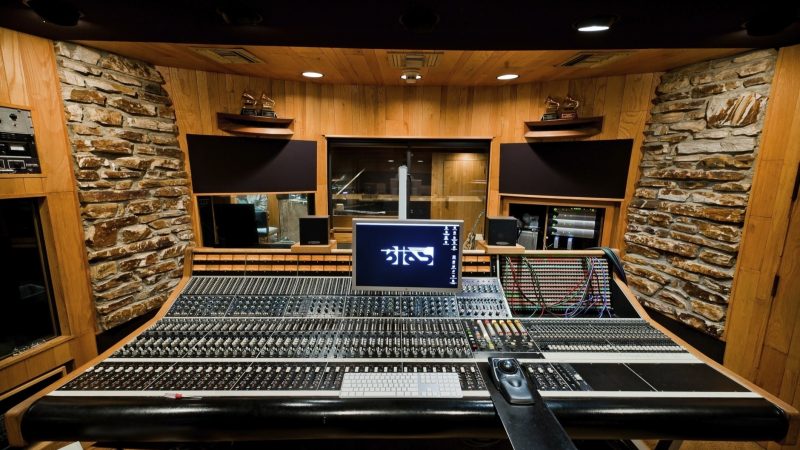 Music recording studio- selects the right for a big hit